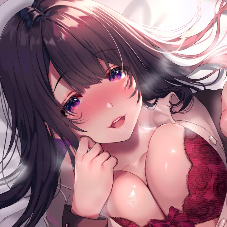 デキる美人な巨乳上司と相部屋ホテルで一晩中濃厚えっち