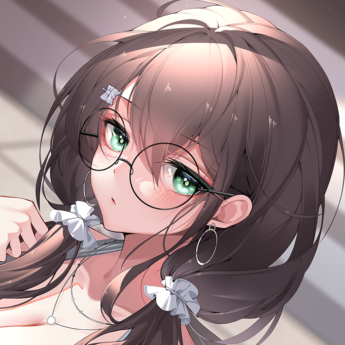 【雙重人格】不起眼女同學是色情自拍狂【中文音聲】