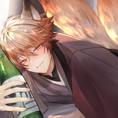 同居人はお狐さま　九つ尻尾で見た目は少年？神通力で分身３Pえっち♡